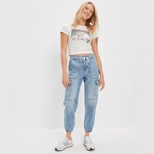 American Eagle Super High-Waisted Cargo Denim Jogger- Ice Blue- Size 0/25